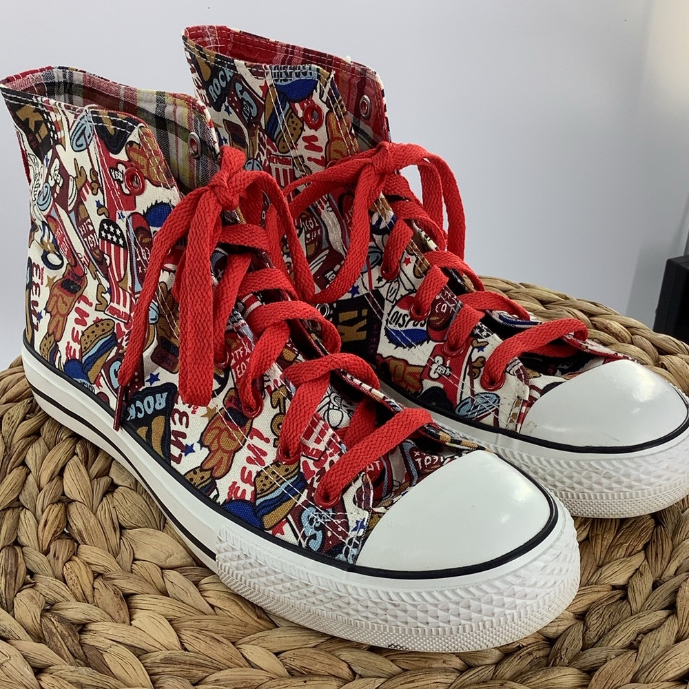 Warrior high top sneakers Graffiti art size 43 Fits a women’s 11 EUC